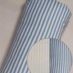 Світло-блакитні та білі смужки та плюш шарпей бежевий.