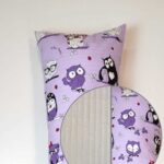 Фіолетовий фон із совами та плюш шарпей бежевий.